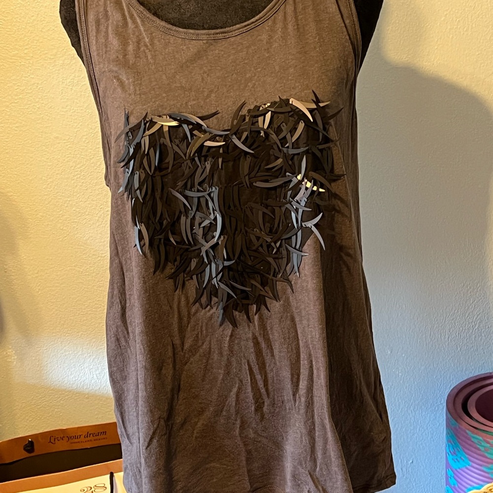 Women's gray Sleeveless Top with Heart Design